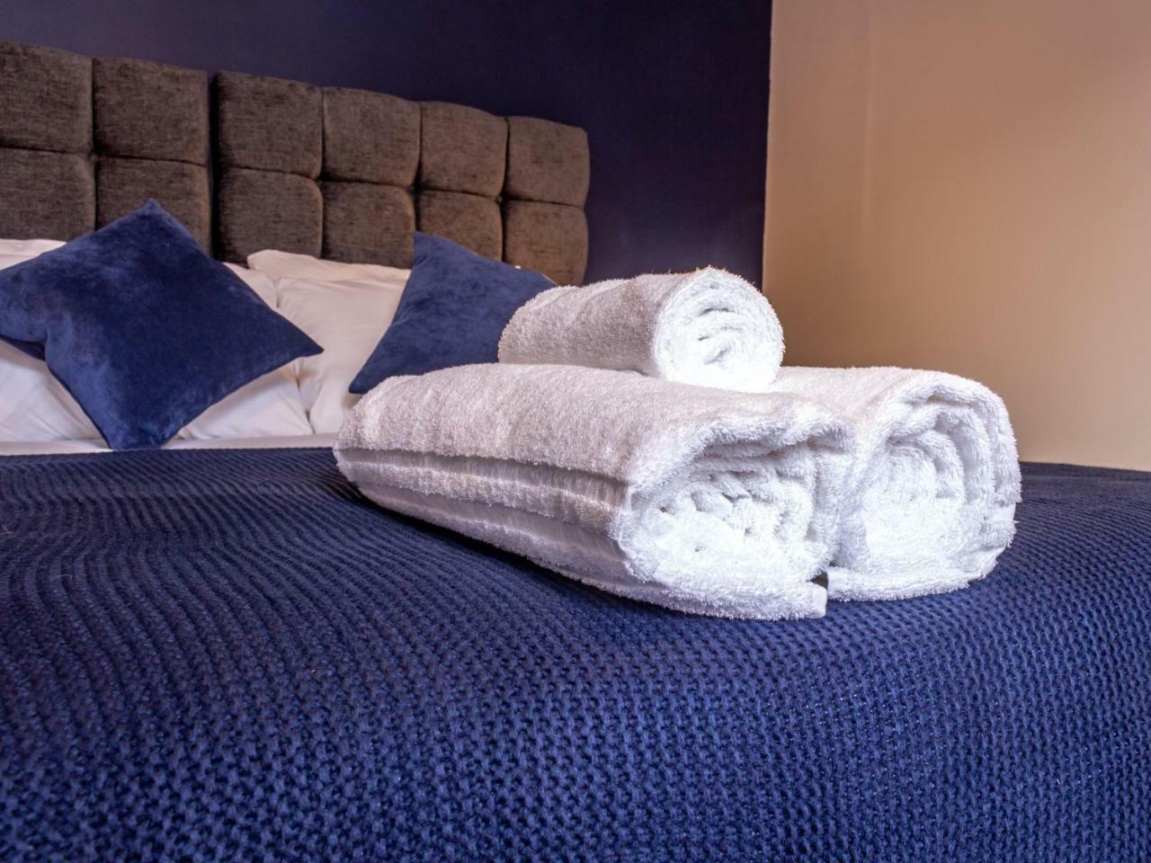 Northfield Street, Worcester City Centre - Guest Homes Екстер'єр фото